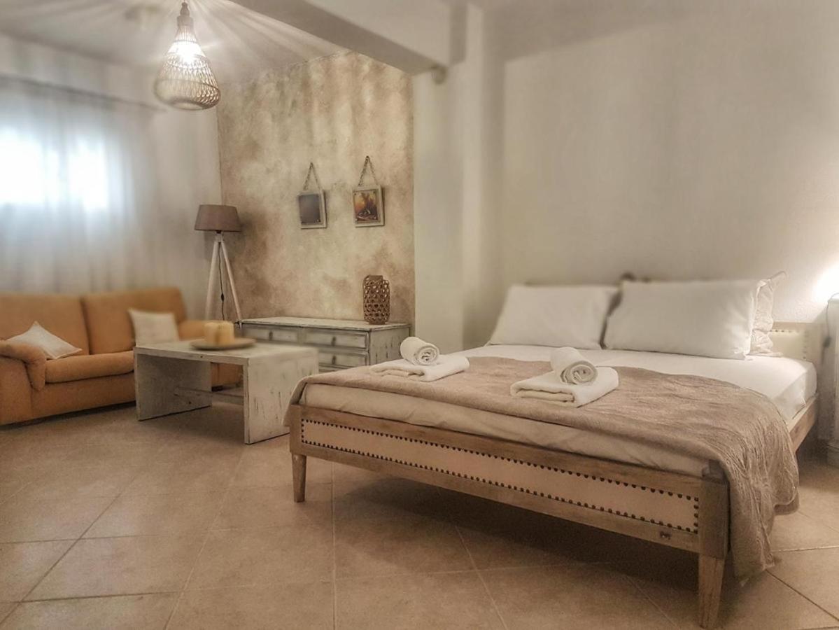 Perfect Hospitality - Elenas House, Nikiti Villa Bagian luar foto